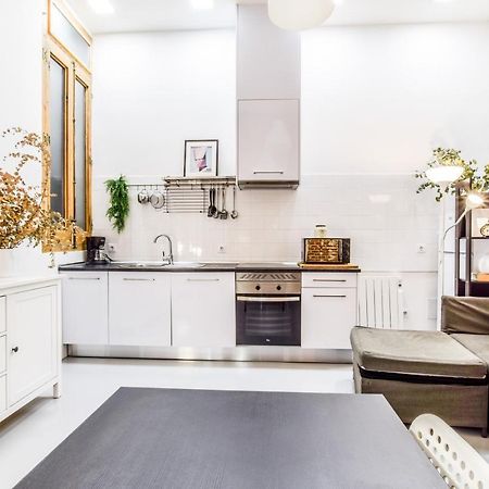 Piso De Ave Maria Apartment Madrid Luaran gambar